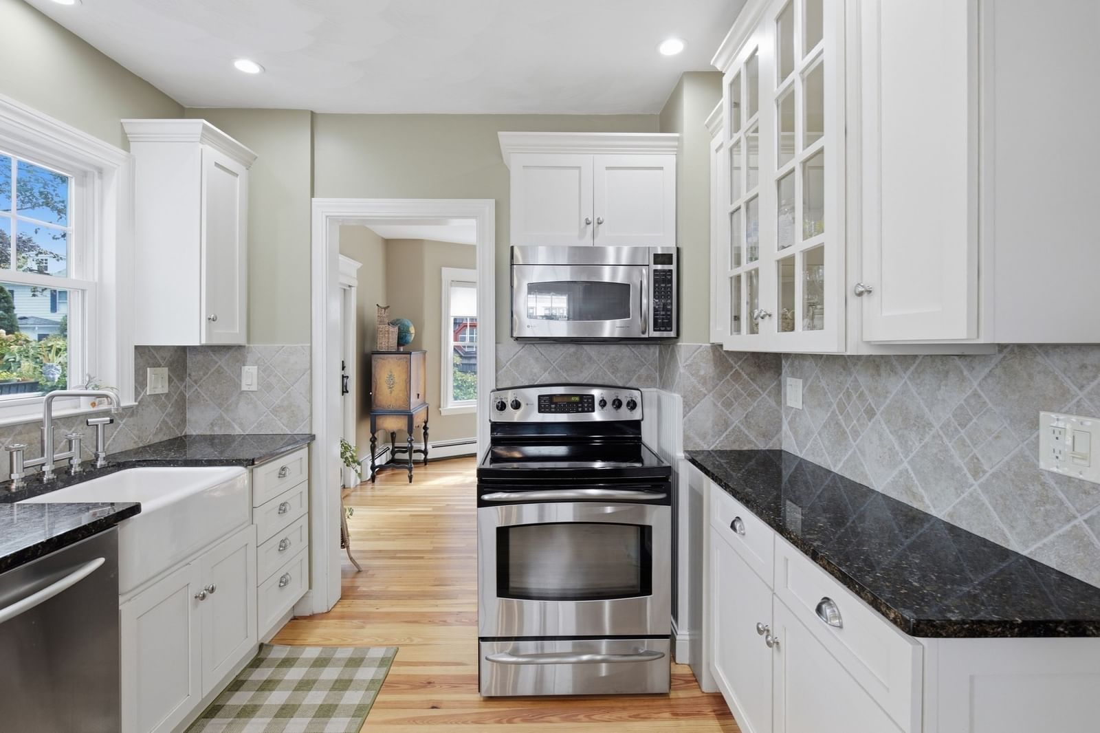 43 Ruby Avenue Marblehead — Photo 15 of 39