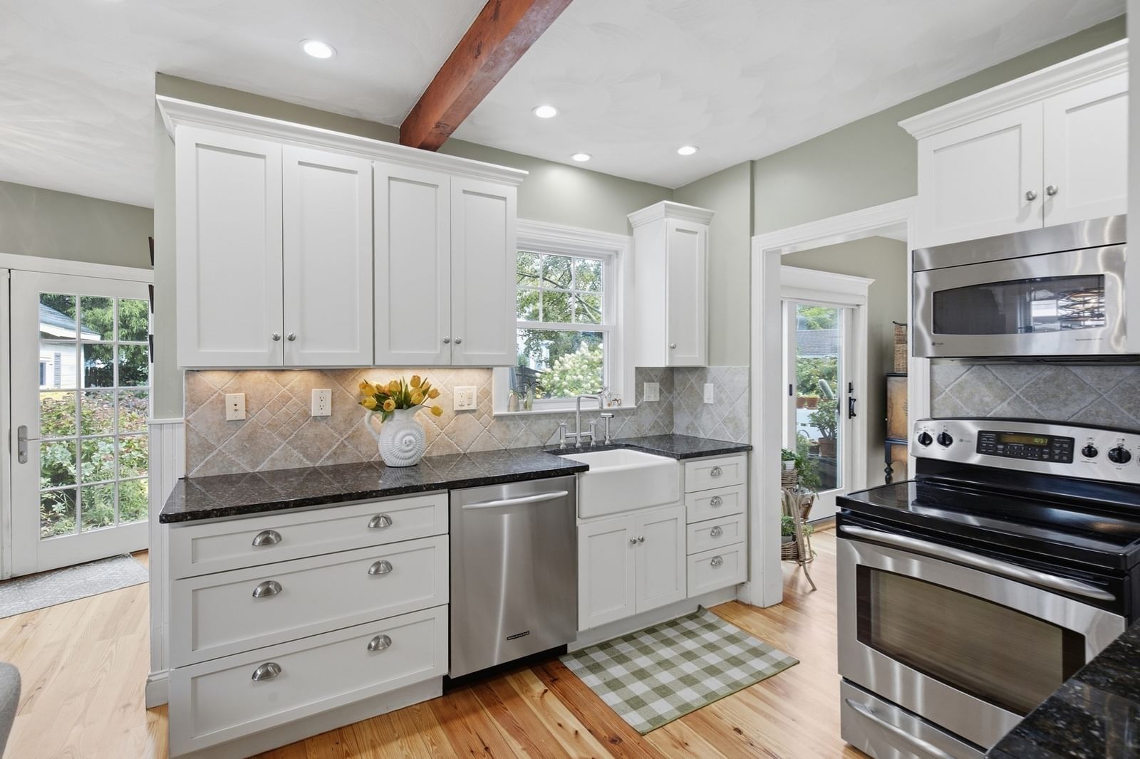 43 Ruby Avenue Marblehead — Photo 16 of 39