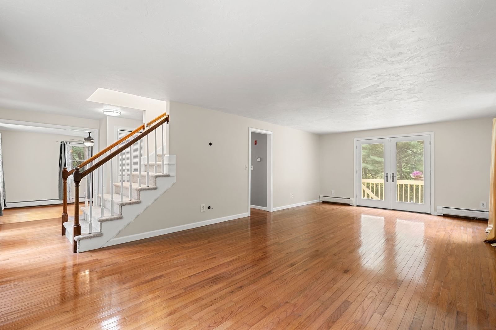 1 Nottingham Dr Raynham — Photo 7 of 42