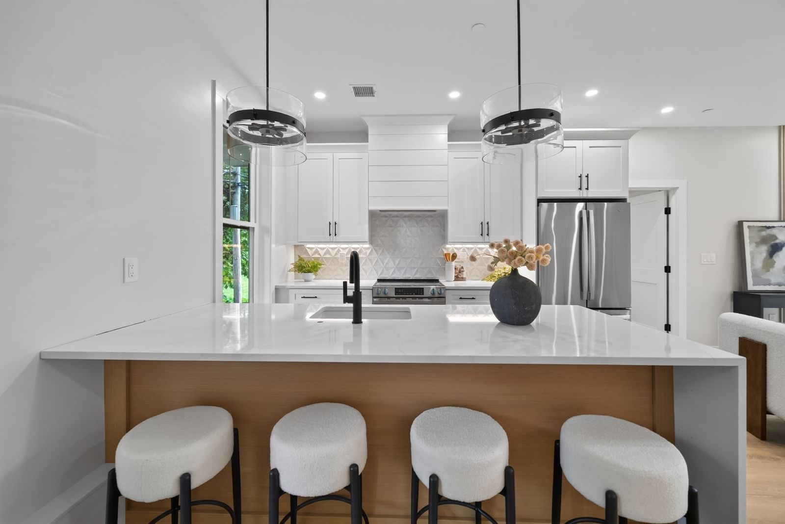 2 Readfield Place #E Boston — Photo 2 of 9