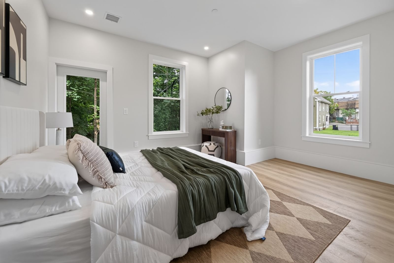 2 Readfield Place #E Boston — Photo 5 of 9