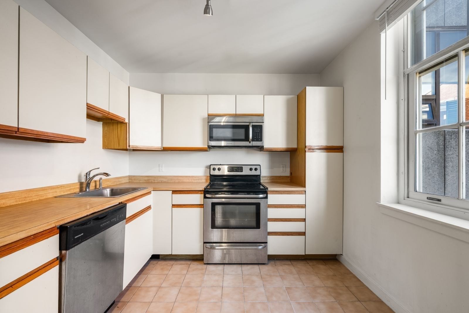 47 Harvard Street #C402 Boston — Photo 2 of 19