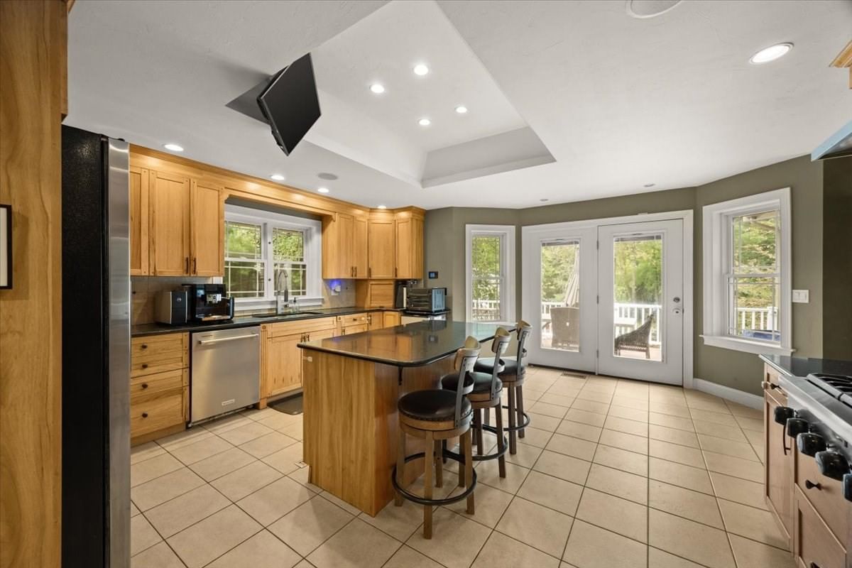 10 Anderson Way Lakeville — Photo 16 of 42