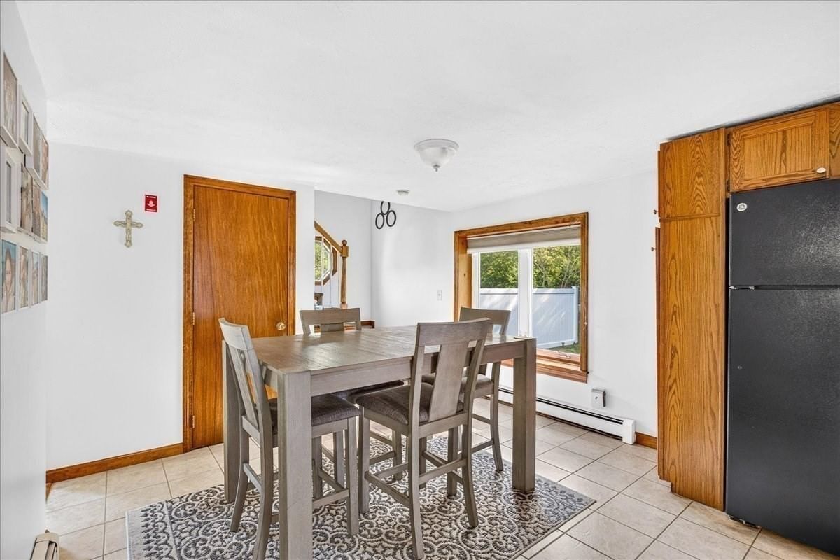 33 White Horse Rd Plymouth — Photo 18 of 37