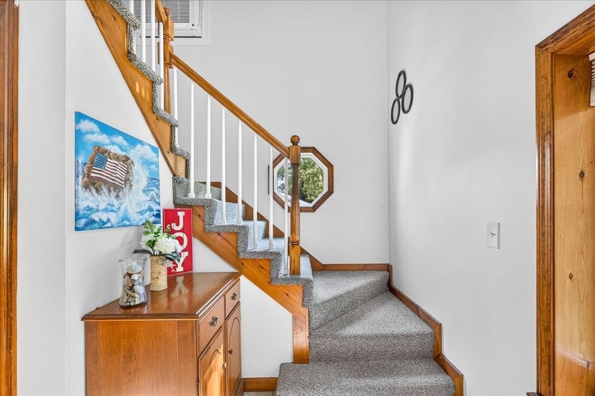 33 White Horse Rd Plymouth — Photo 19 of 37