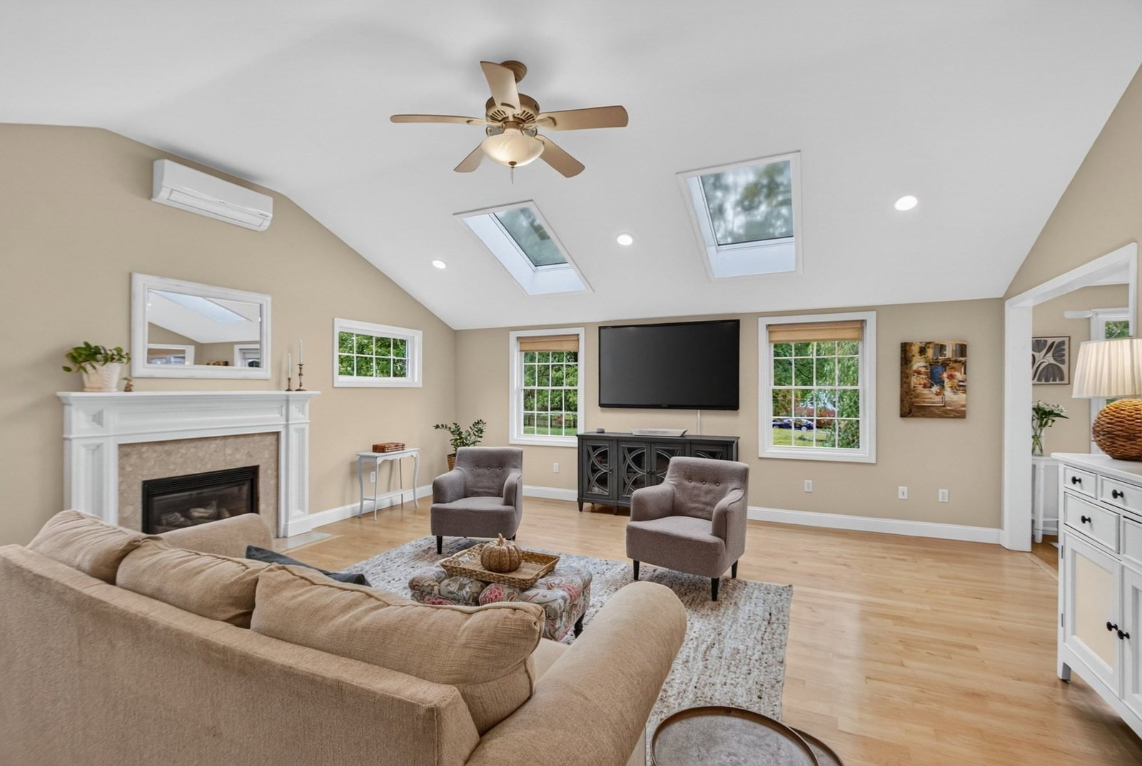 9 Dawn Drive Chelmsford — Photo 12 of 41