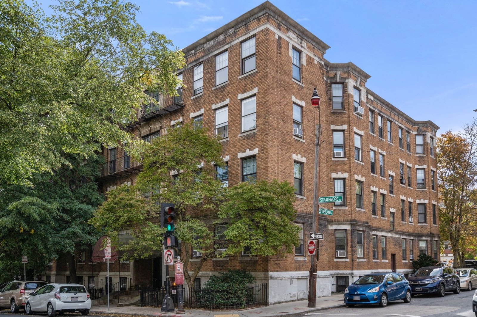 72 Strathmore #7B, Boston