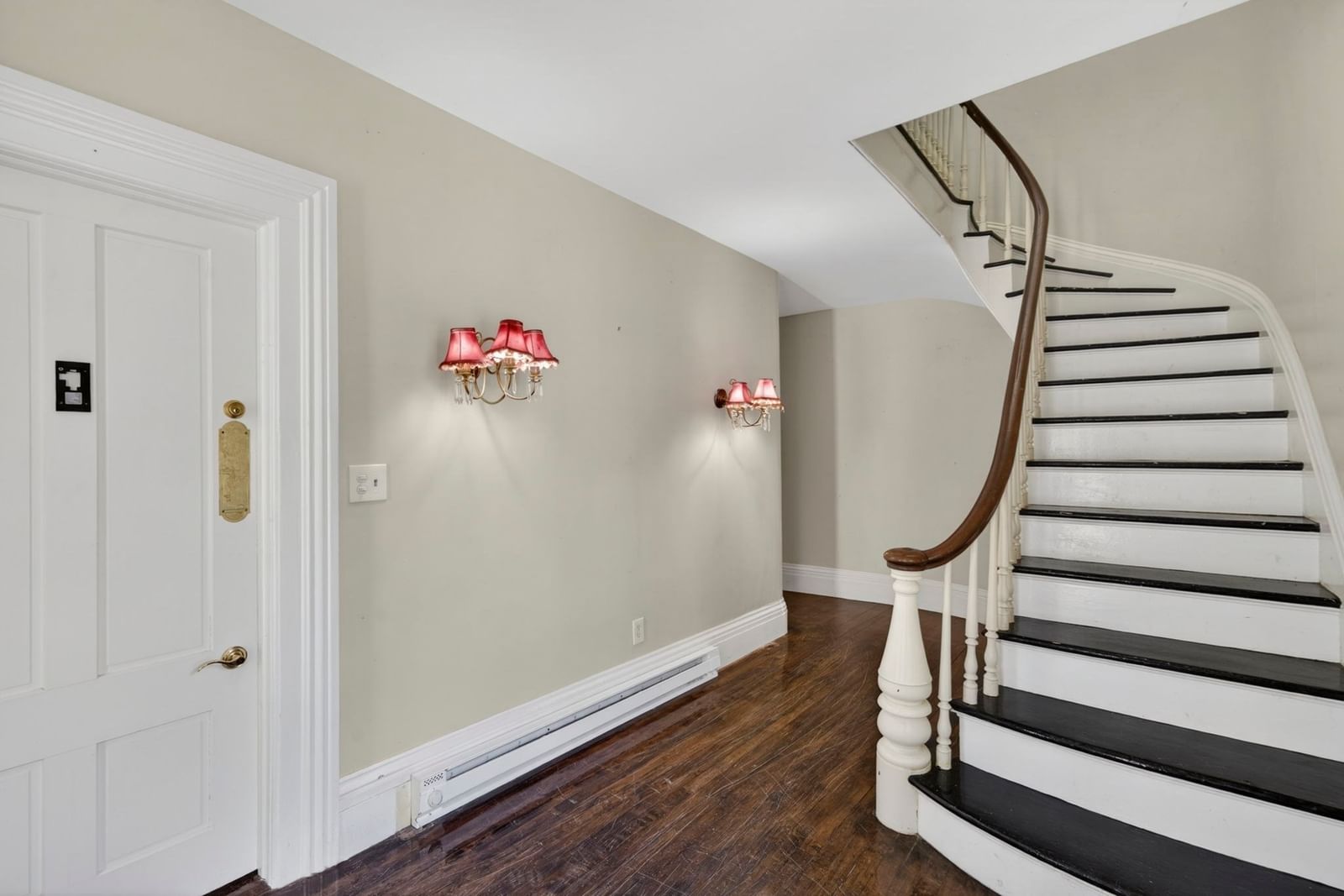 12 Crown St. Worcester — Photo 2 of 42