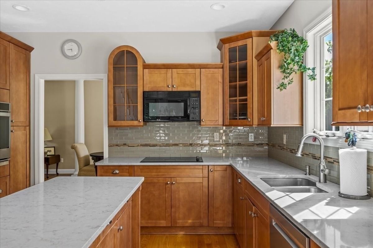 100 Eagle Rock Rd Stoughton — Photo 8 of 42
