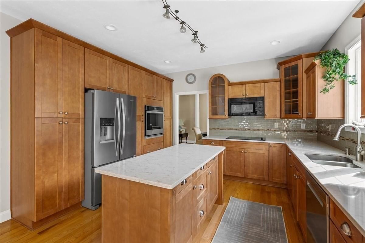100 Eagle Rock Rd Stoughton — Photo 9 of 42