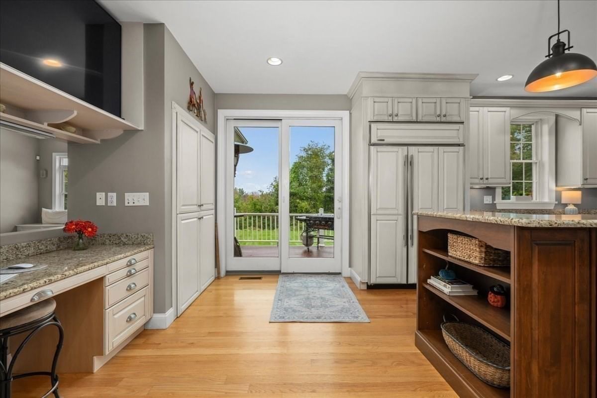 111 Paige Hill Rd Brimfield — Photo 11 of 42