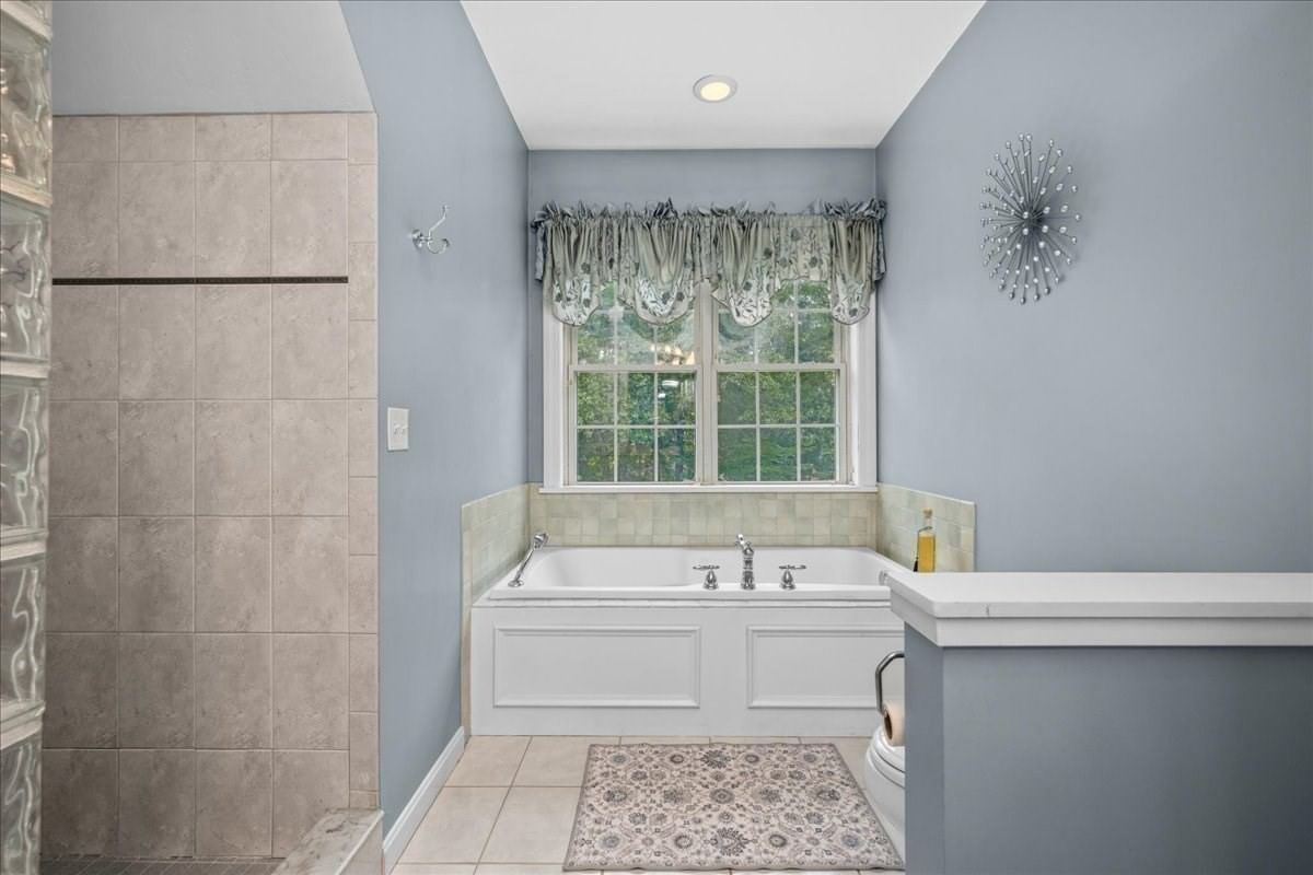 111 Paige Hill Rd Brimfield — Photo 23 of 42