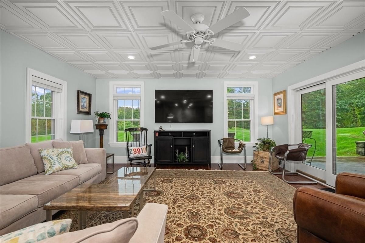 111 Paige Hill Rd Brimfield — Photo 34 of 42
