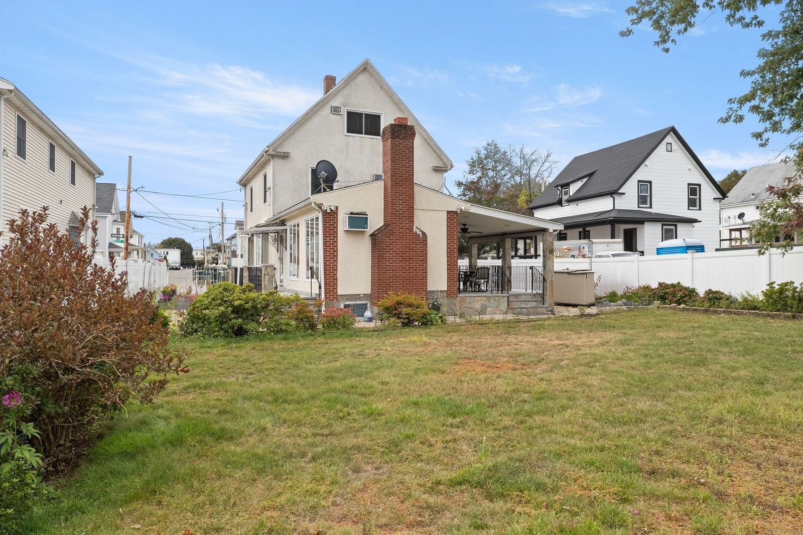 21 Buxton St Peabody — Photo 3 of 42