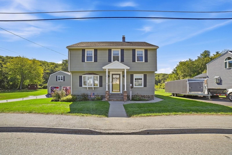 81 Rochdale St