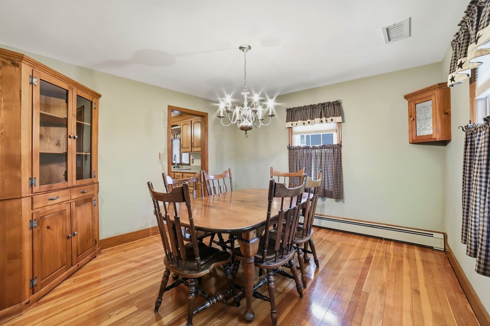 81 Rochdale St Auburn — Photo 11 of 32