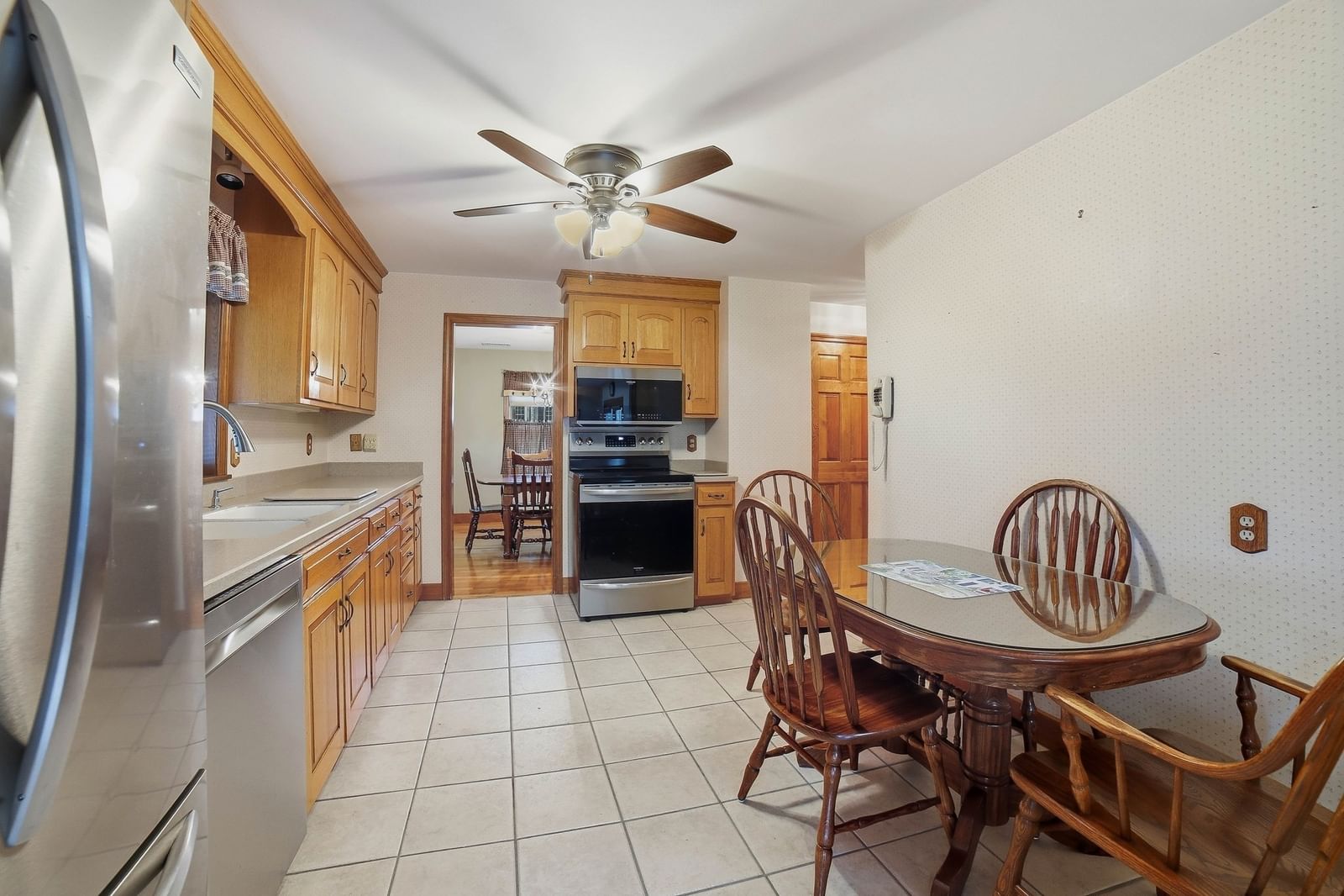81 Rochdale St Auburn — Photo 7 of 32