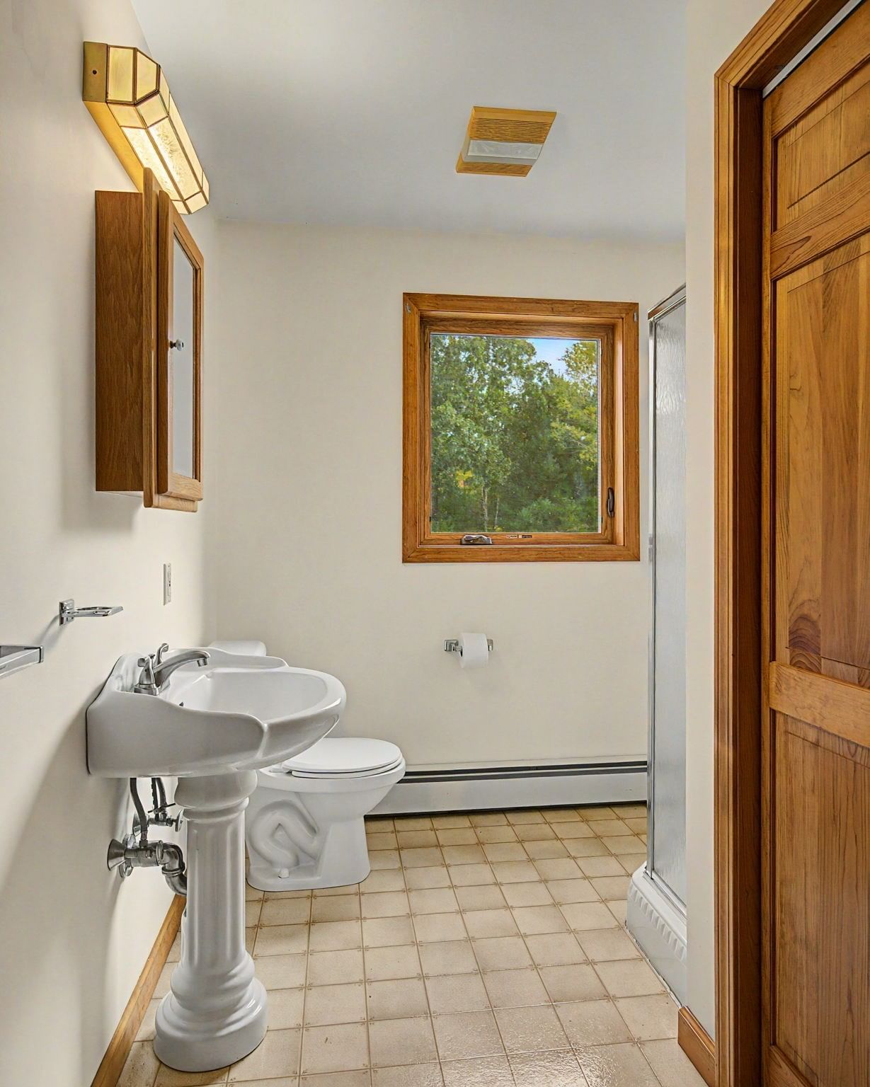 35 Cook Rd Southampton — Photo 15 of 36