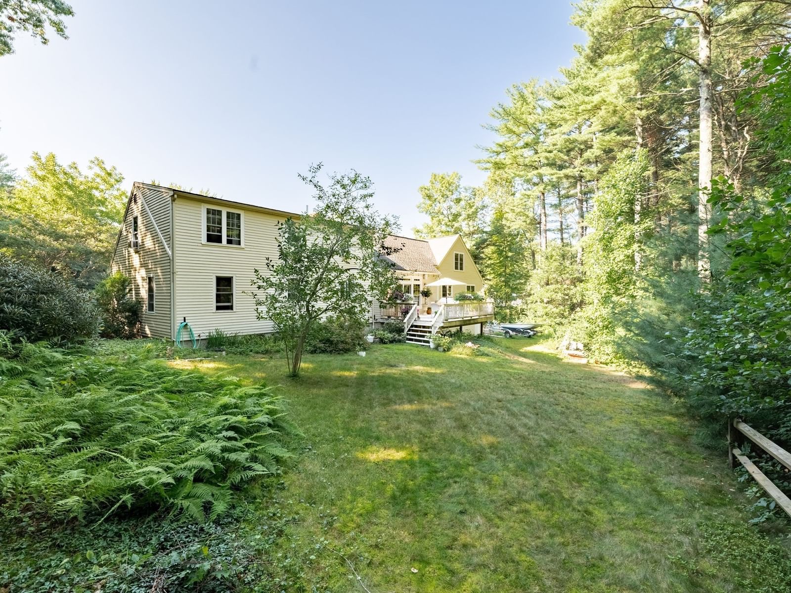 14 Copper Beech Dr Kingston — Photo 5 of 42