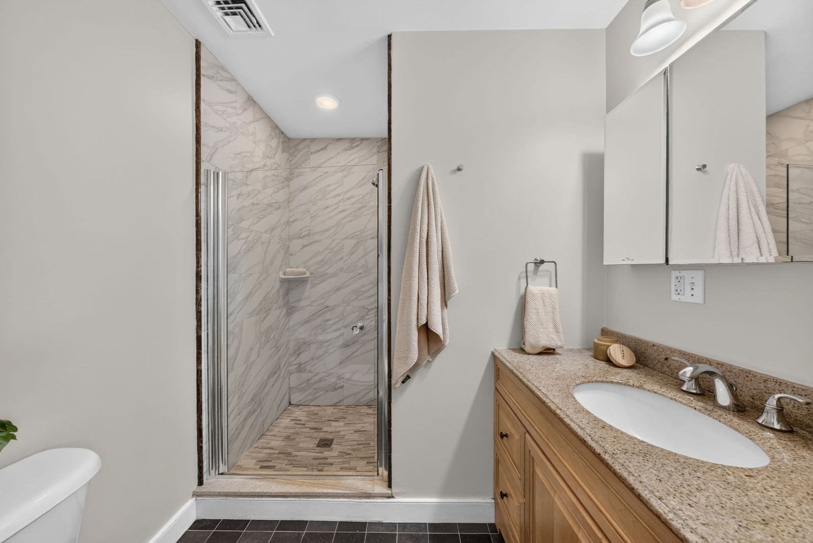 96 Neponset Ave #1 Boston — Photo 15 of 27