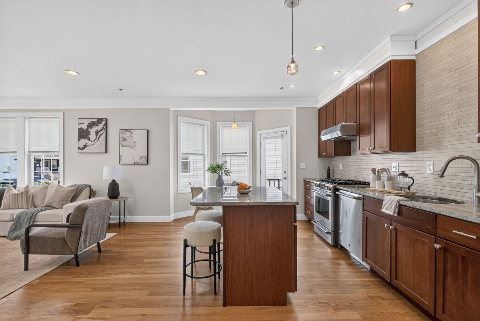 96 Neponset Ave #1 Boston — Photo 3 of 27