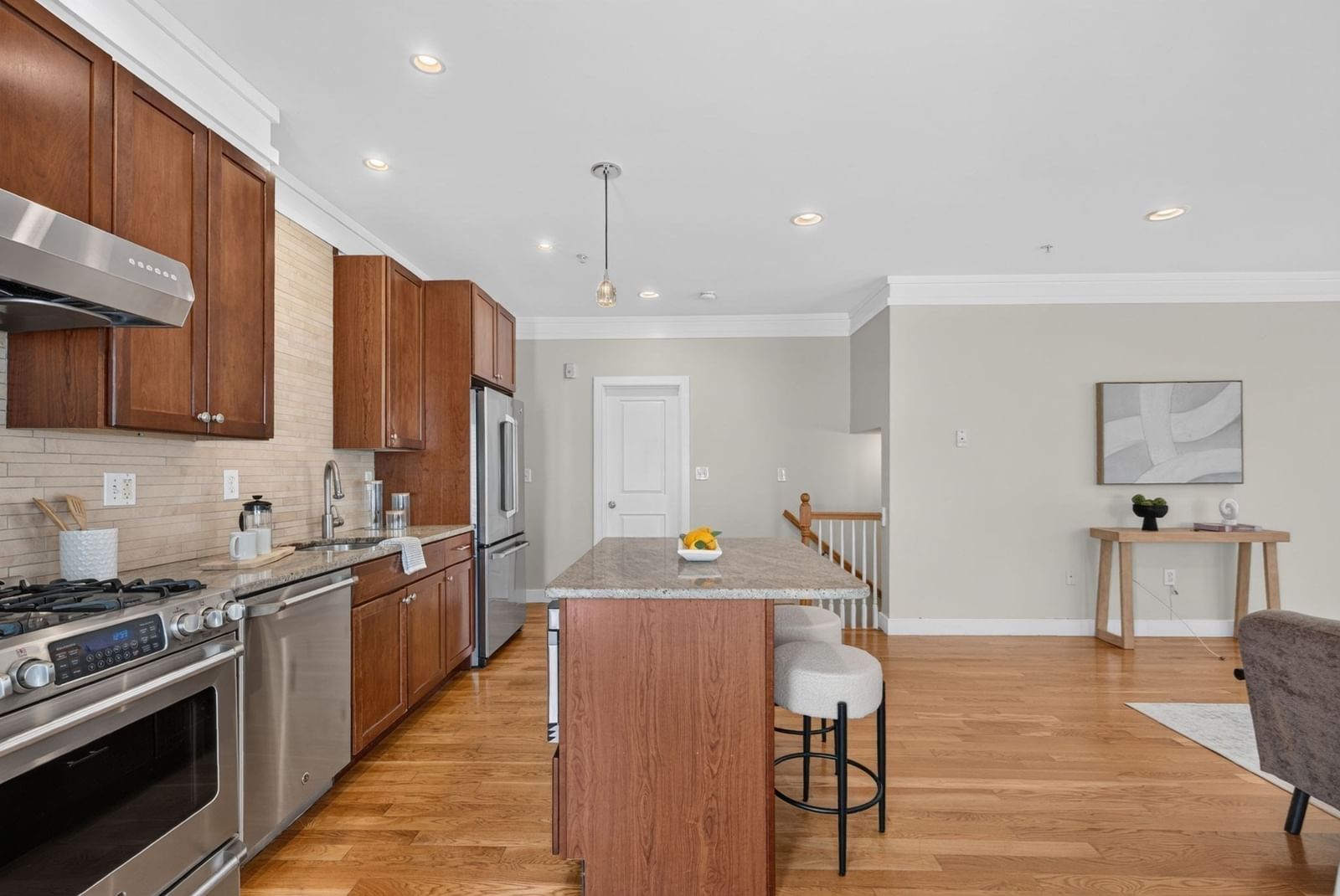 96 Neponset Ave #1 Boston — Photo 8 of 27