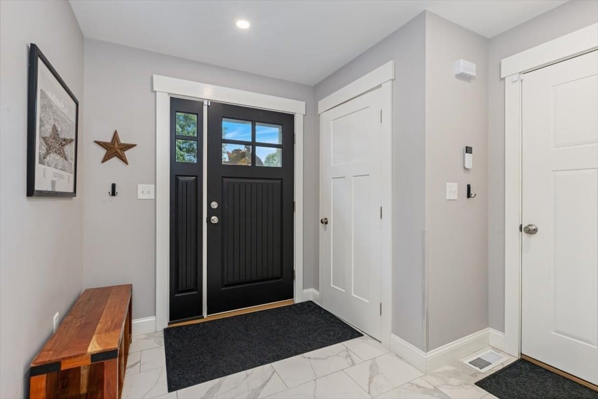 19 Hampstead Street #19 Methuen — Photo 3 of 42