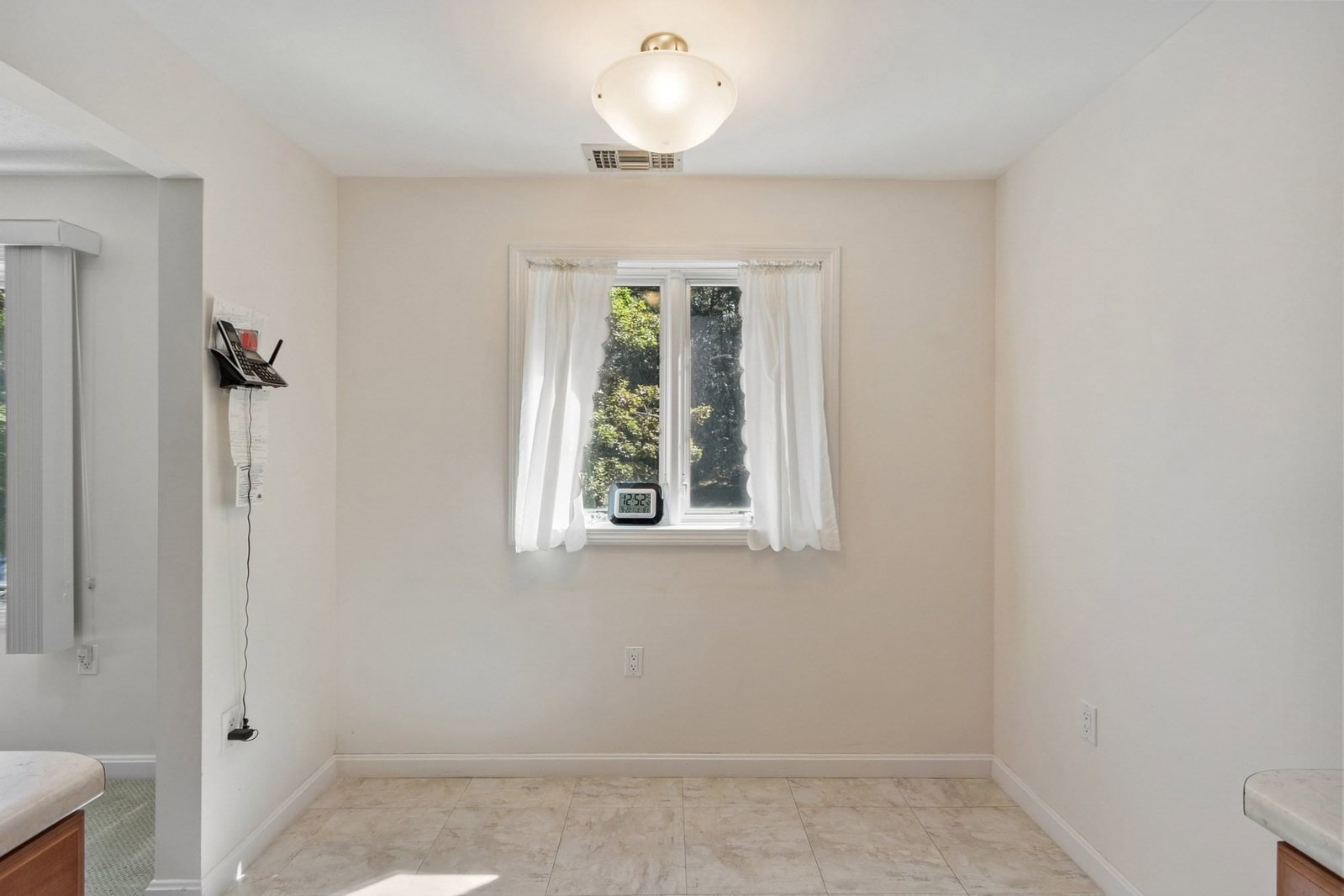 10 Ledgewood Way #10 Peabody — Photo 16 of 40