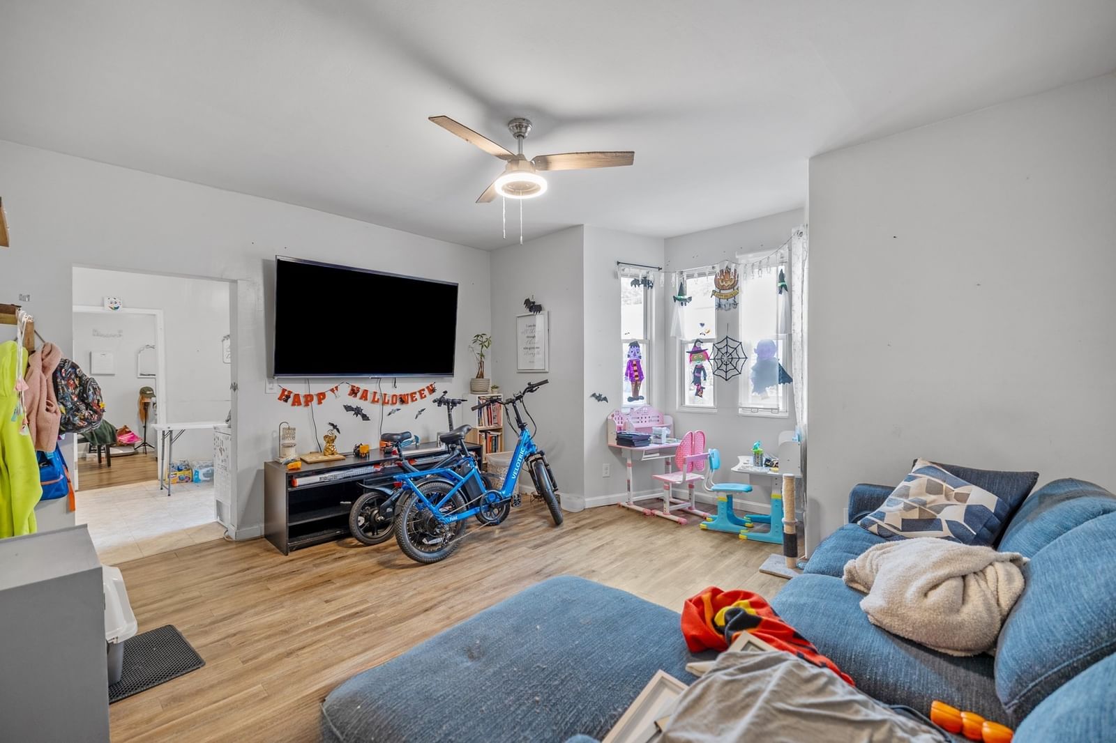 81 Liberty St Lowell — Photo 2 of 26