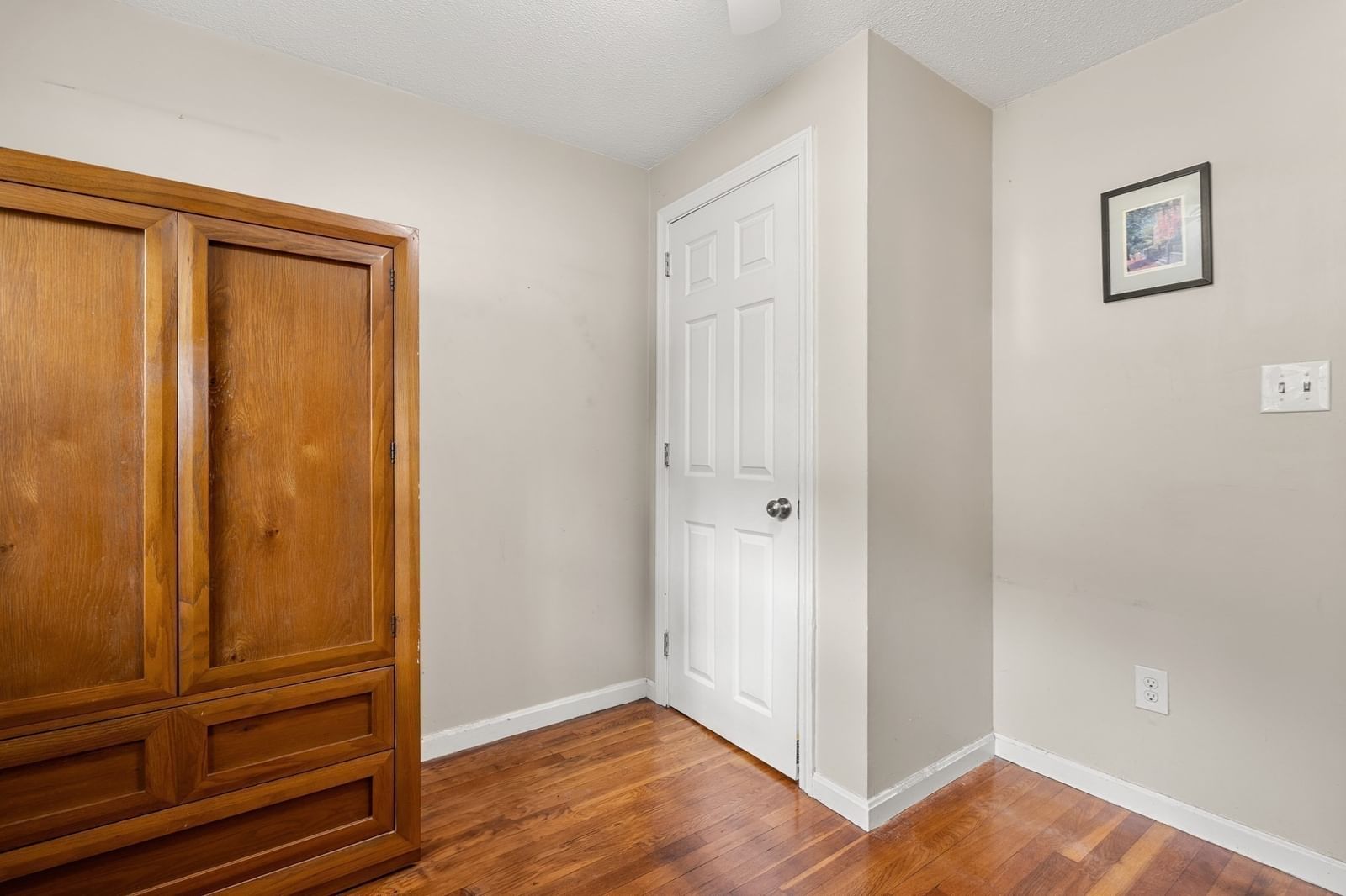 20 Robinhood Lane Billerica — Photo 23 of 34