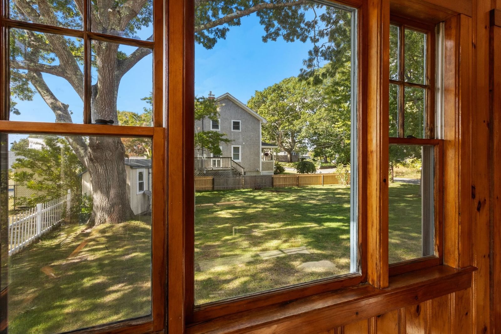 30 Monroe St Wareham — Photo 4 of 42