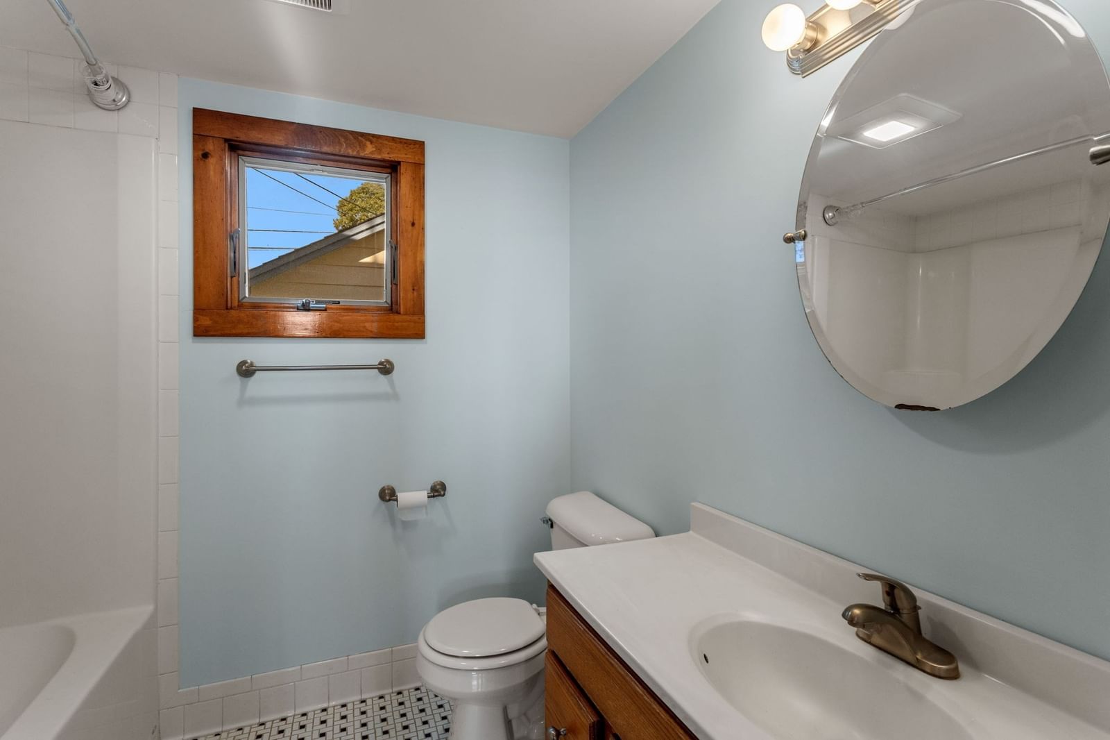 30 Monroe St Wareham — Photo 7 of 42