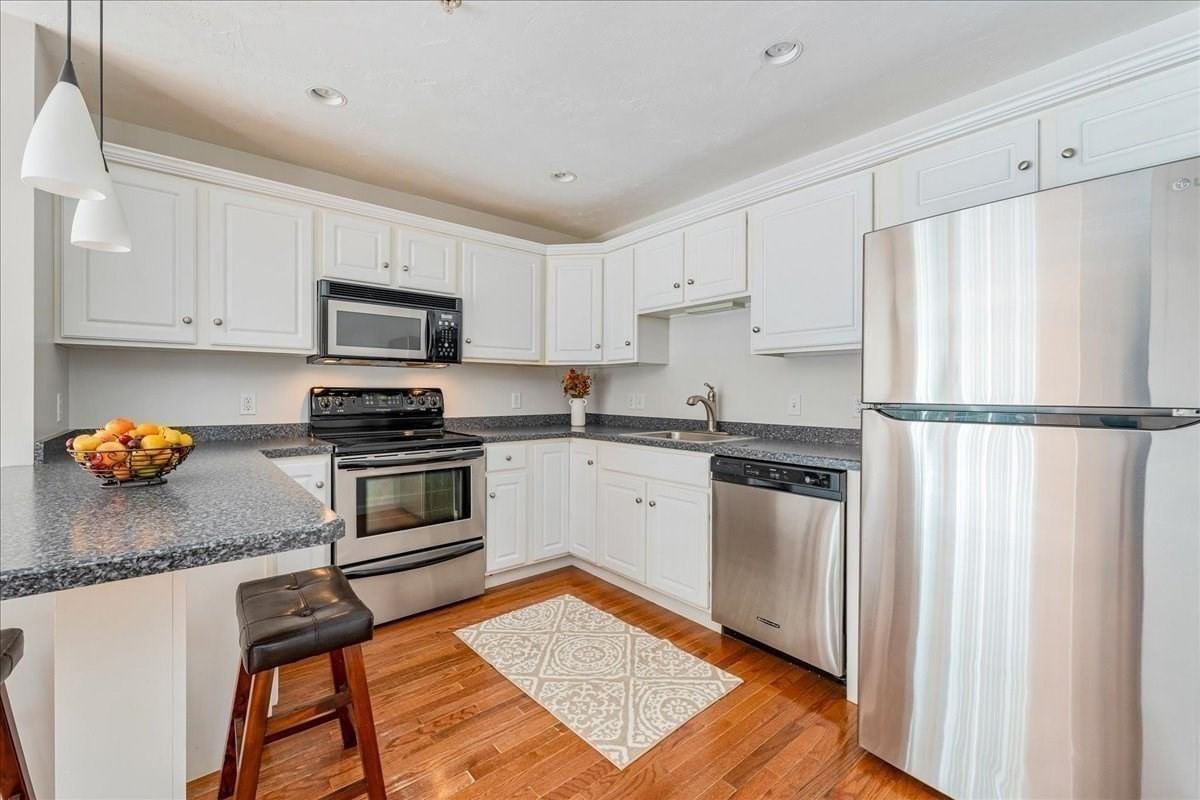 319 Hampton Way #319 Abington — Photo 5 of 26