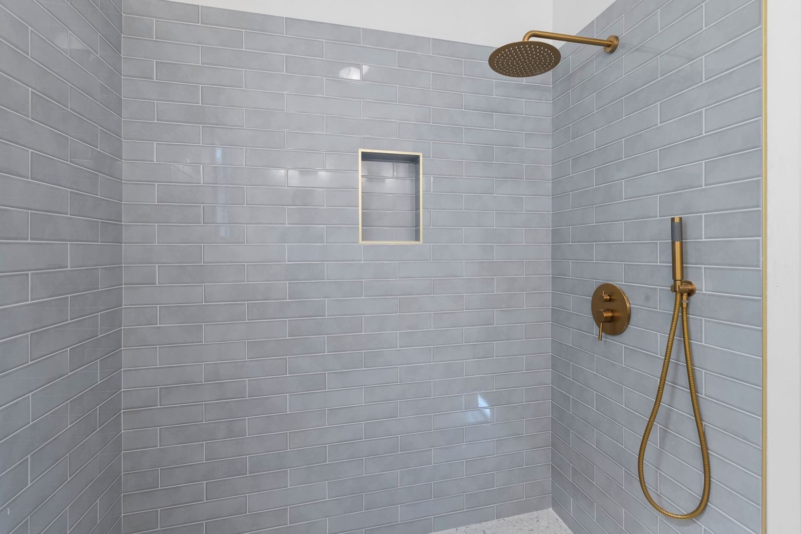 133 Webster Avenue #3 Cambridge — Photo 14 of 25