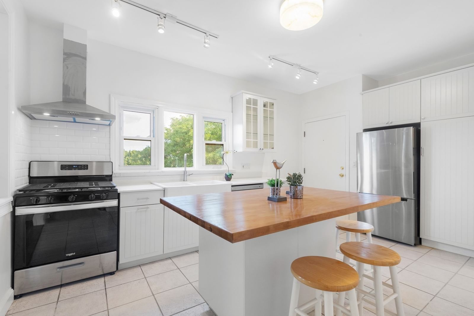 133 Webster Avenue #3 Cambridge — Photo 6 of 25