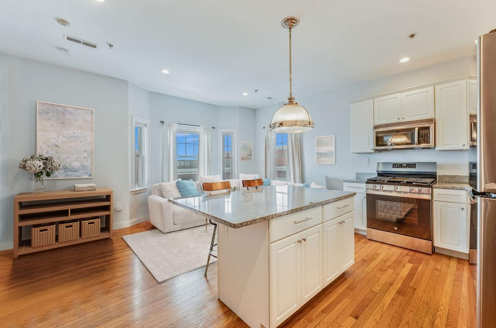 134-136 W 9th St #7 Boston — Photo 4 of 15