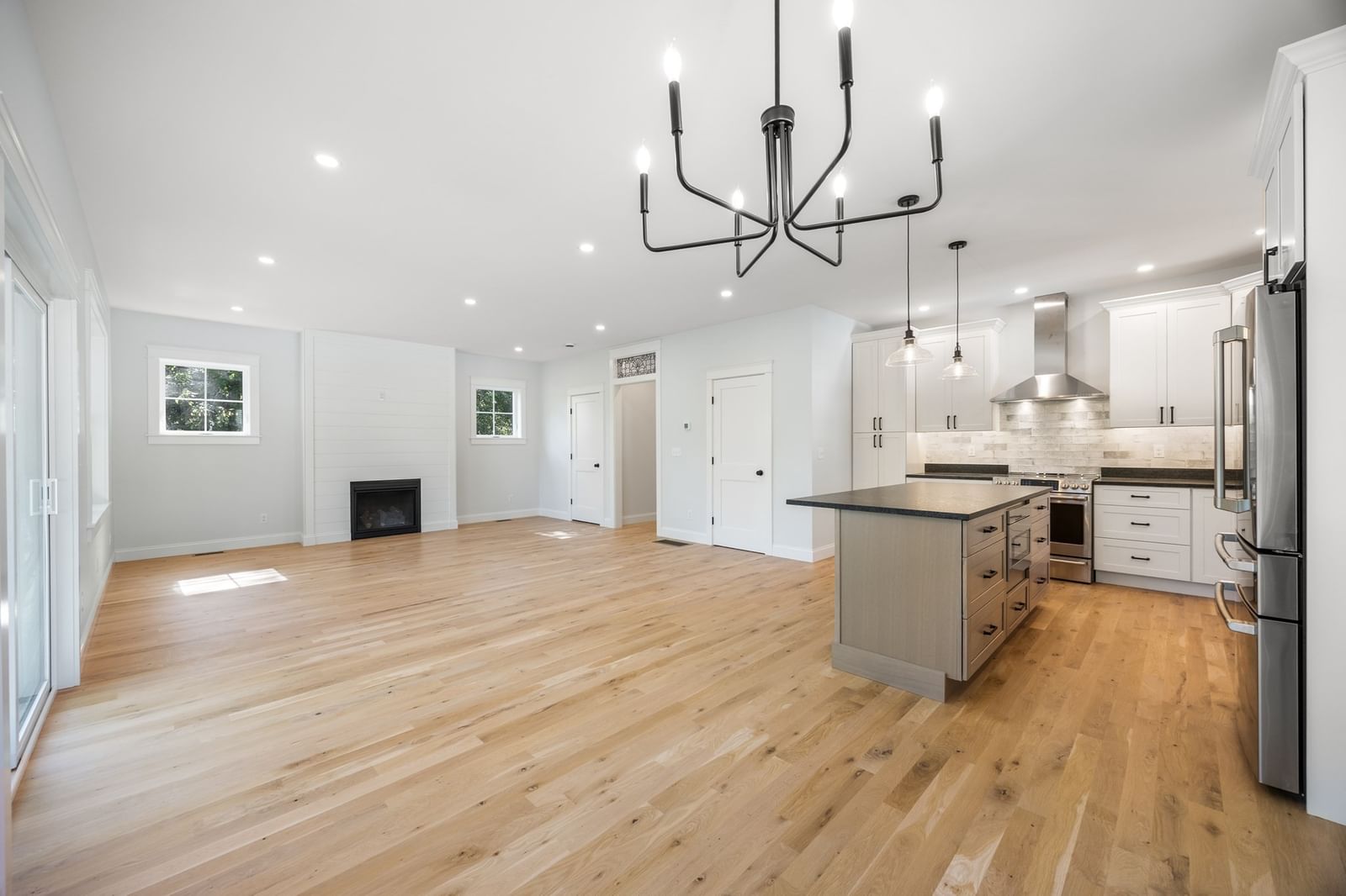 48 Beach Rd Salisbury — Photo 10 of 42