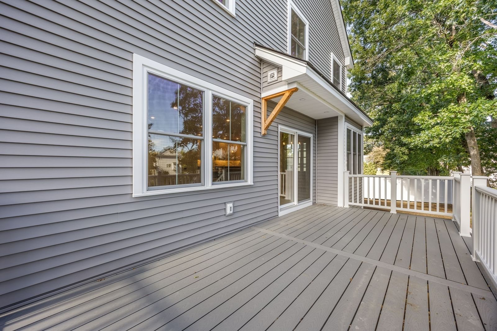 48 Beach Rd Salisbury — Photo 7 of 42