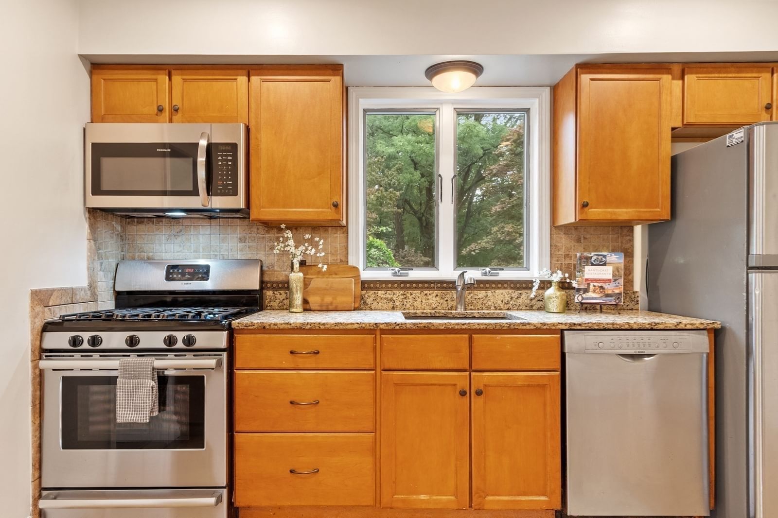 44 Clark St Wilmington — Photo 10 of 27