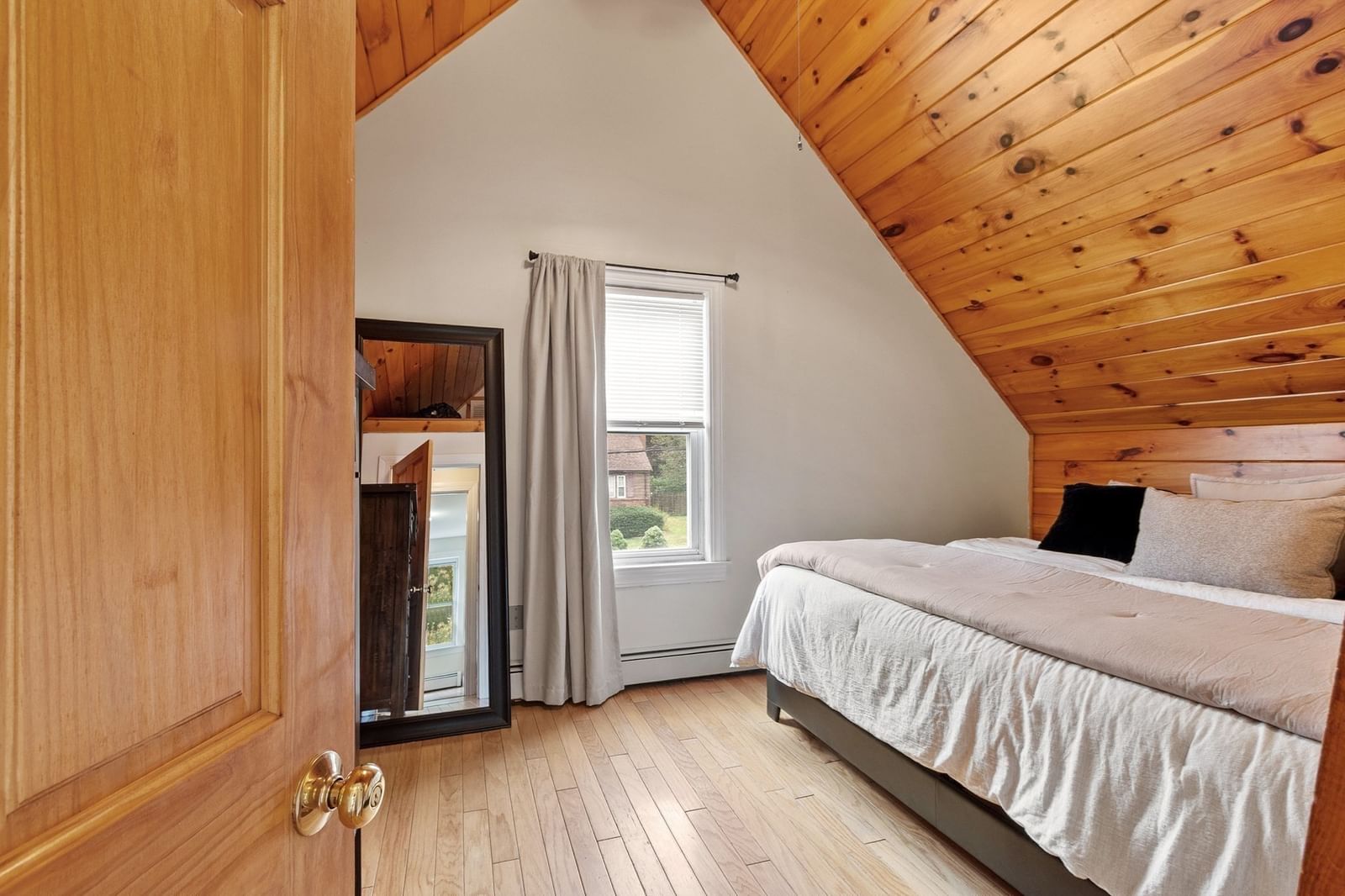 44 Clark St Wilmington — Photo 14 of 27
