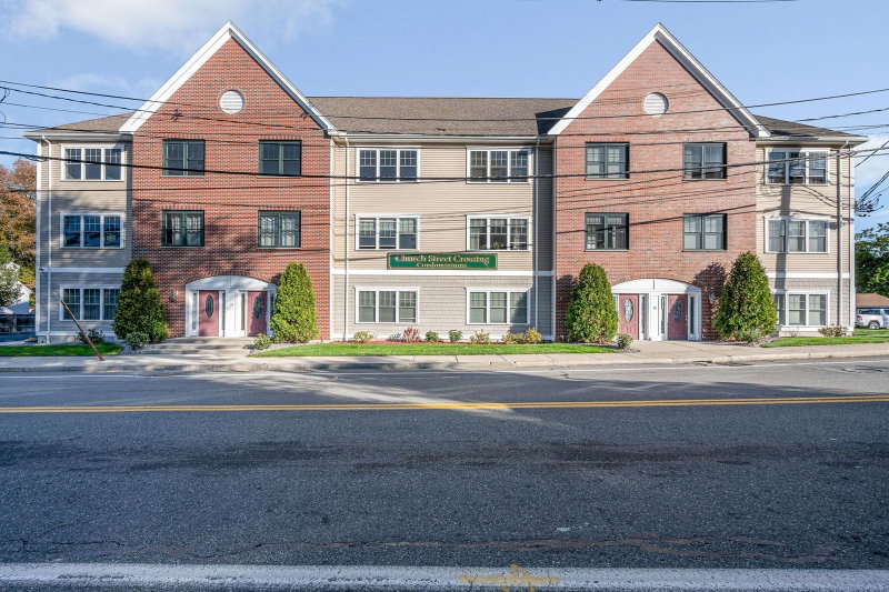 15 Church St Unit 304