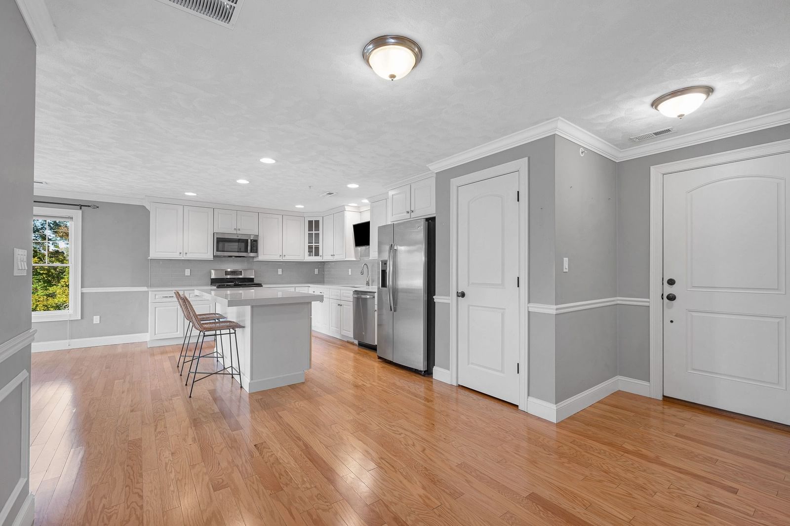 15 Church St #304 Wilmington — Photo 2 of 38