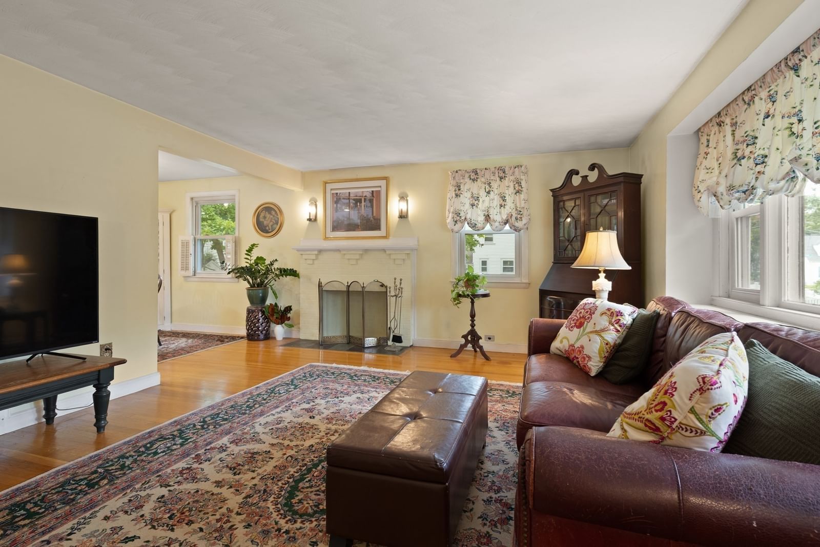 75 Adams St Dedham — Photo 2 of 29