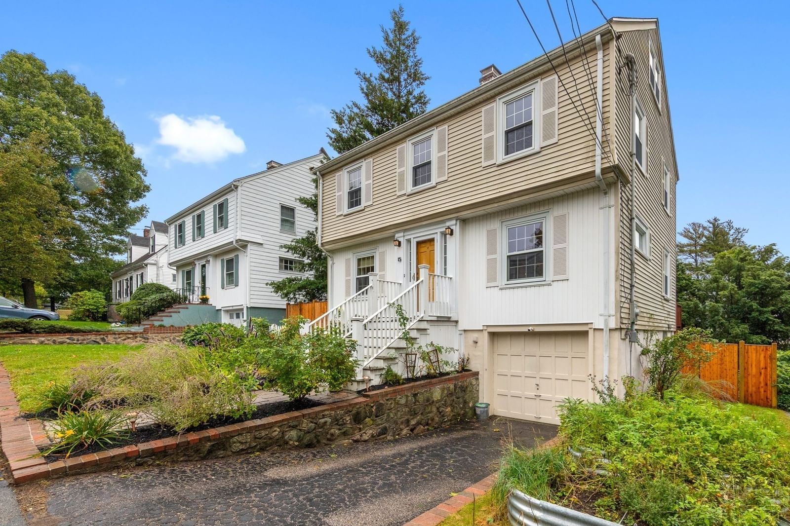 15 Eustis Street Arlington — Photo 3 of 41