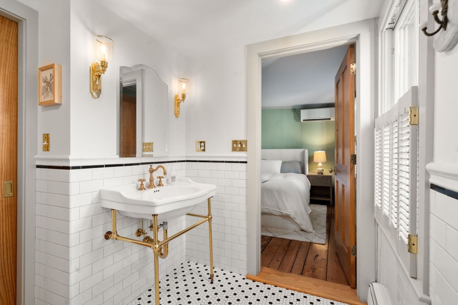 281 1/2 Main Street #281 Boston — Photo 19 of 26