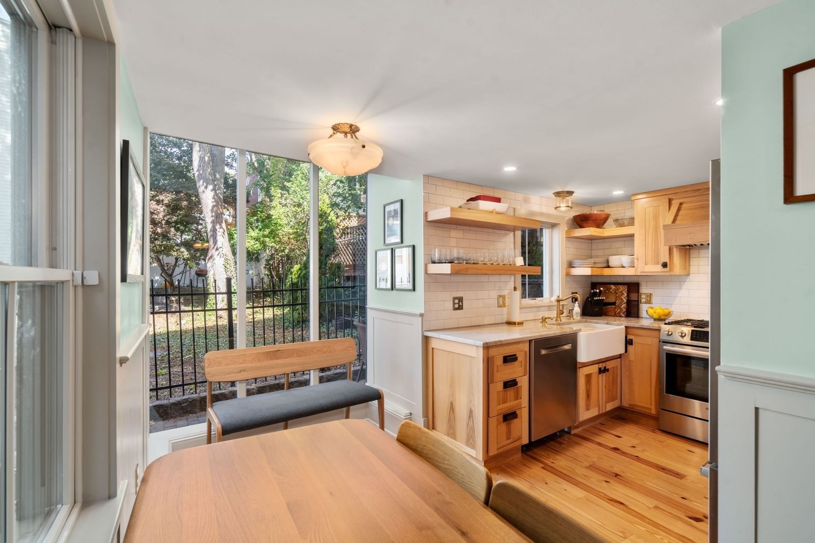 281 1/2 Main Street #281 Boston — Photo 5 of 26