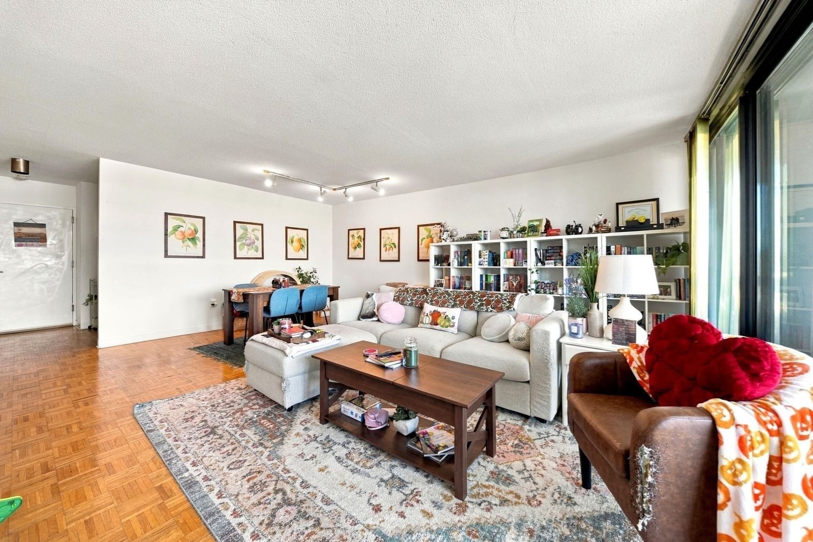 566 Commonwealth Ave #805 Boston — Photo 5 of 24