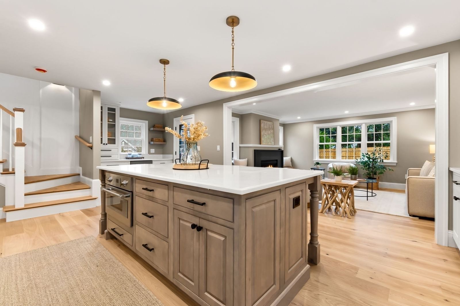 15 Broad St Newburyport — Photo 10 of 42