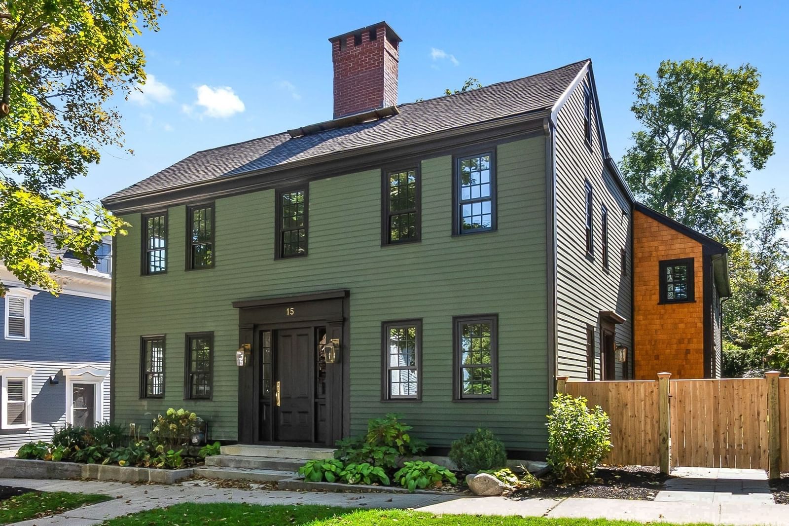 15 Broad St Newburyport — Photo 3 of 42