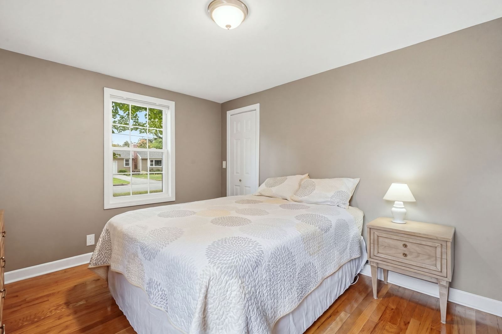 43 Pine Acre Rd Springfield — Photo 33 of 40